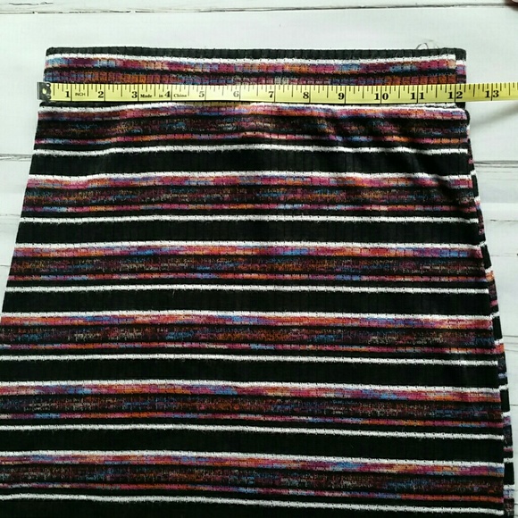 🛍 Multicolored Skirt - Picture 4 of 6